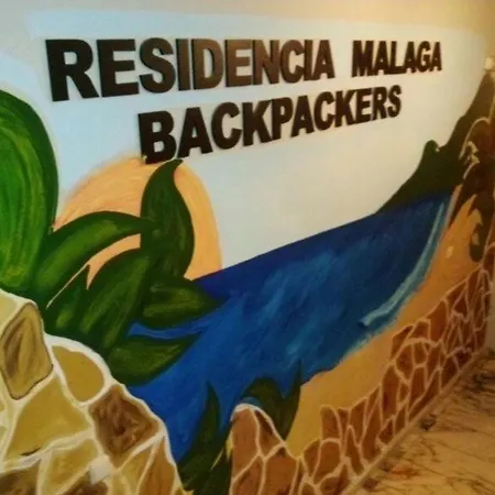 Residencia Backpackers Hostel